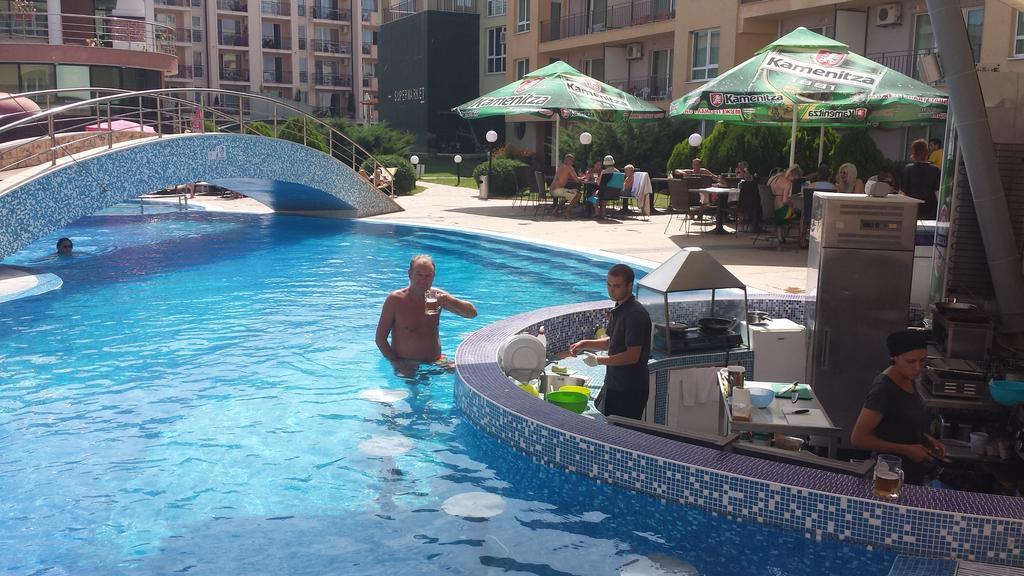 Pollo Resort Mikosta Apartments ซันนีบีช ภายนอก รูปภาพ