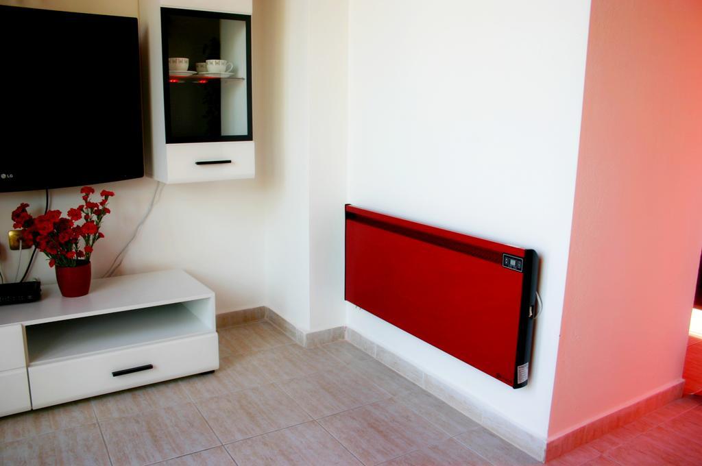 Pollo Resort Mikosta Apartments ซันนีบีช ภายนอก รูปภาพ