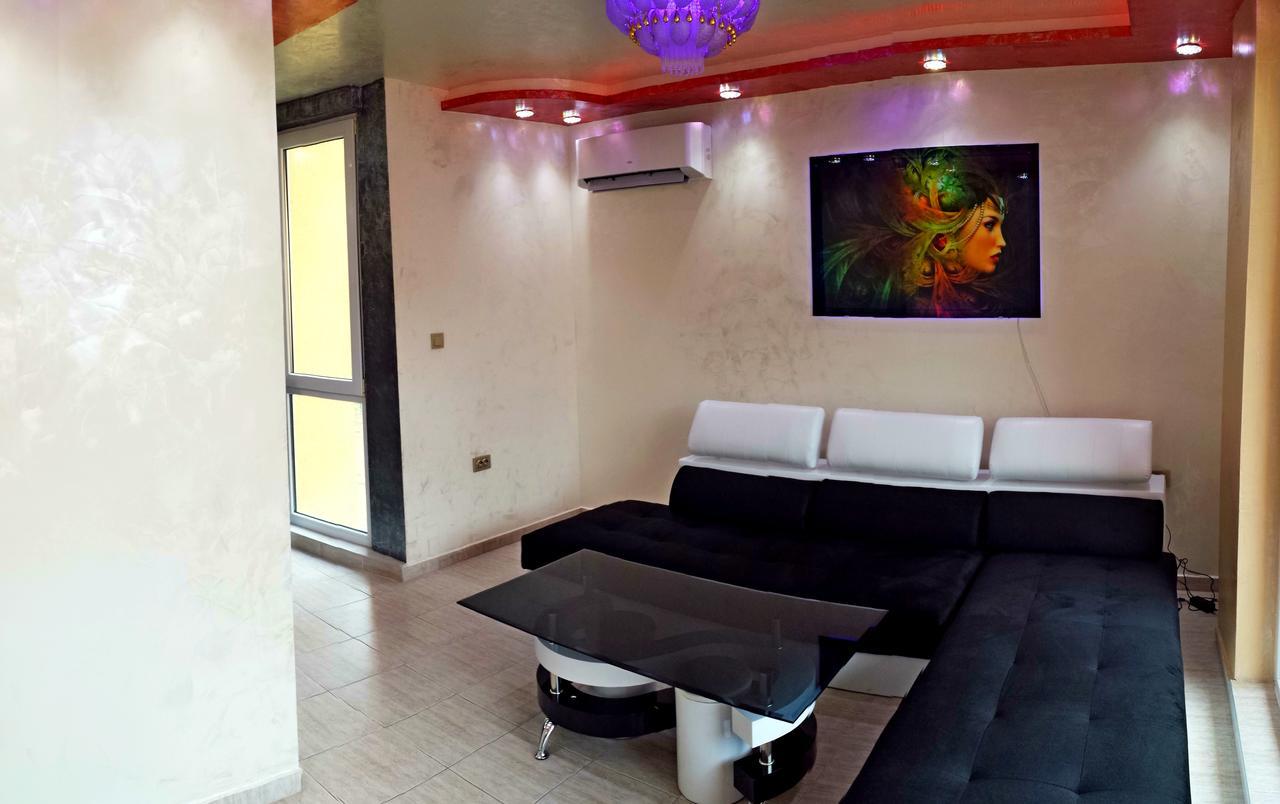 Pollo Resort Mikosta Apartments ซันนีบีช ภายนอก รูปภาพ