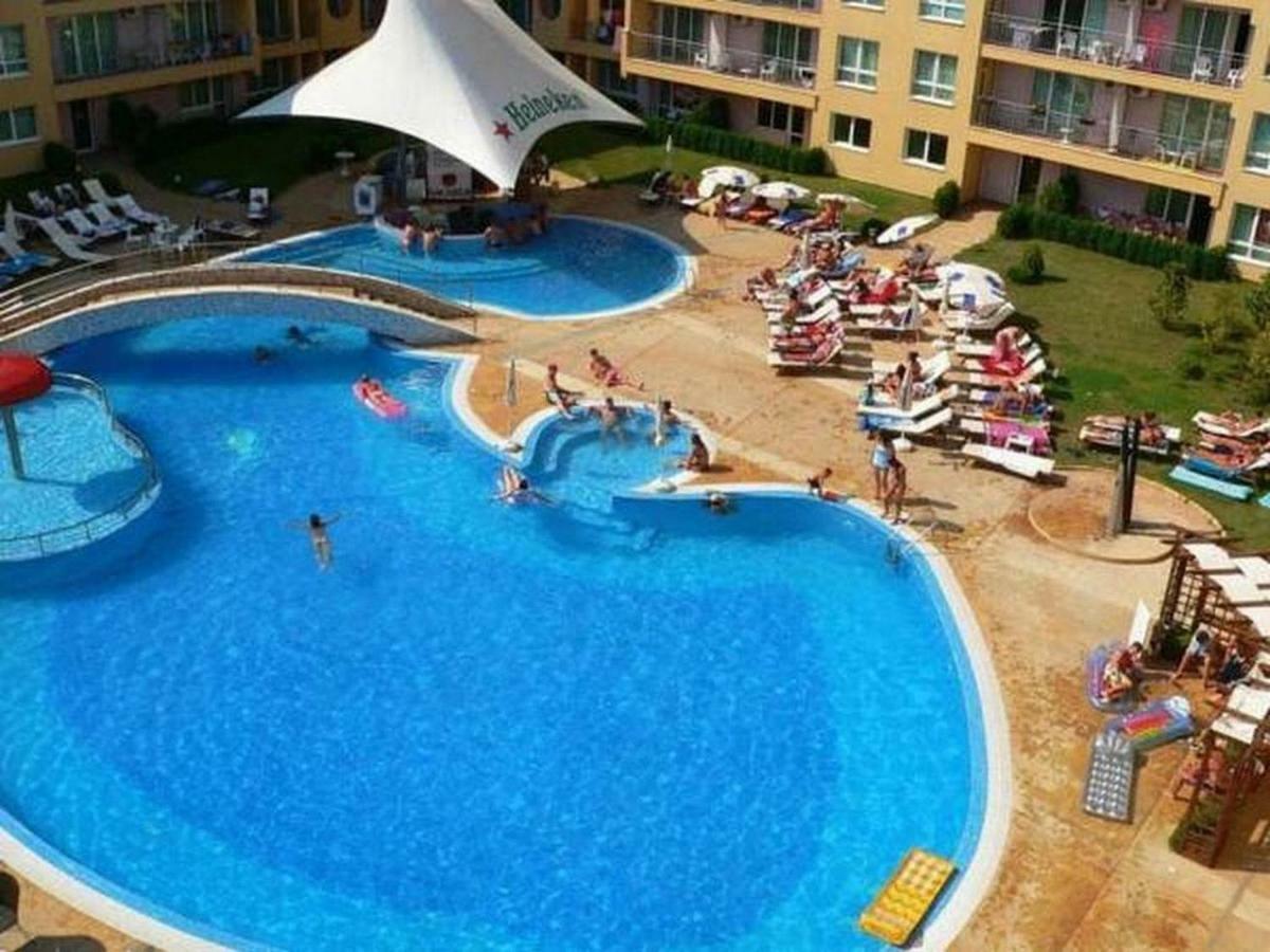 Pollo Resort Mikosta Apartments ซันนีบีช ภายนอก รูปภาพ